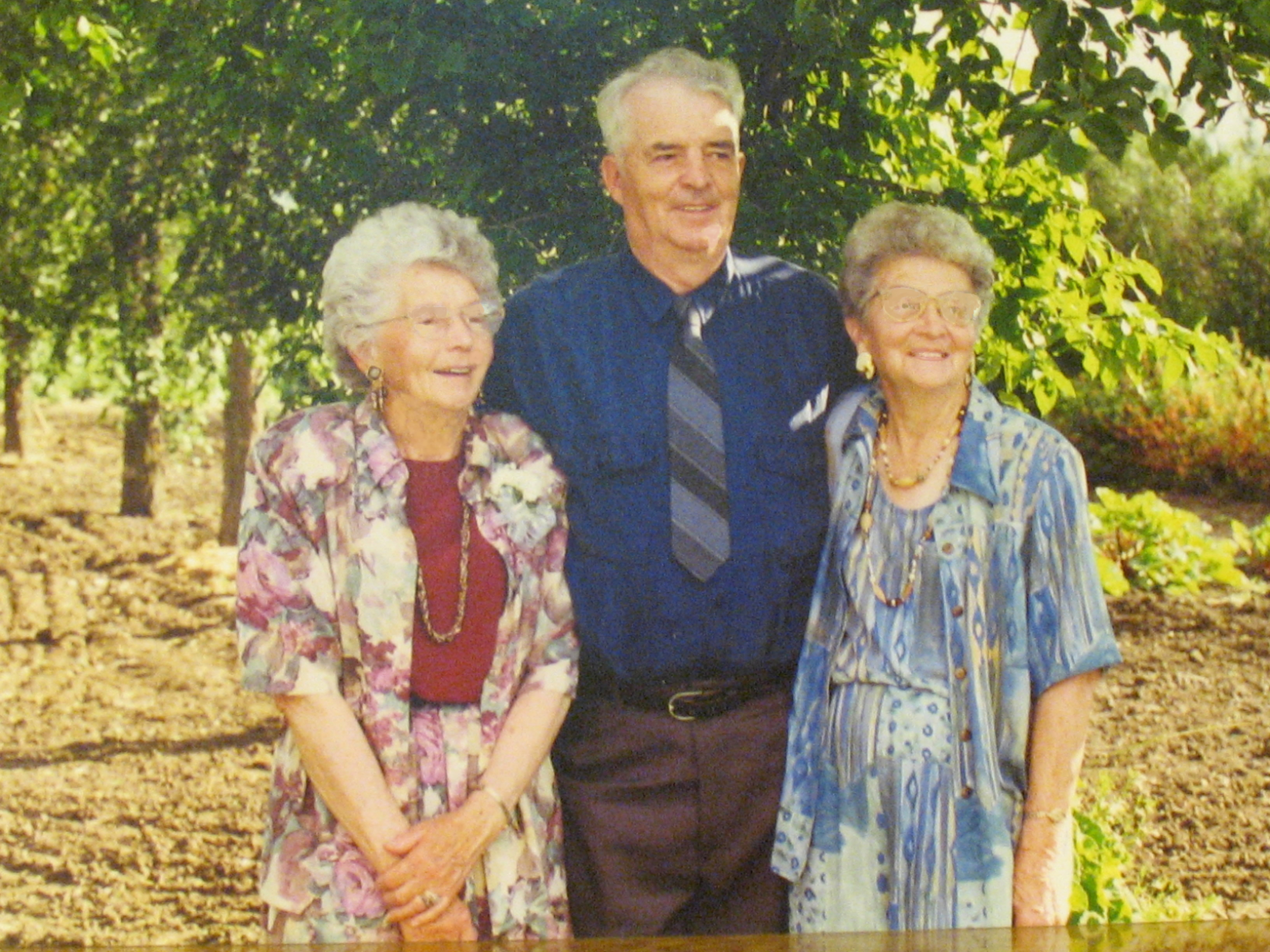 walter and sisters, Betty and Doris